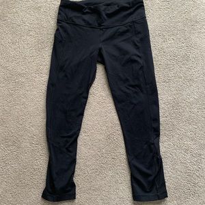 Lululemon women’s crop tights